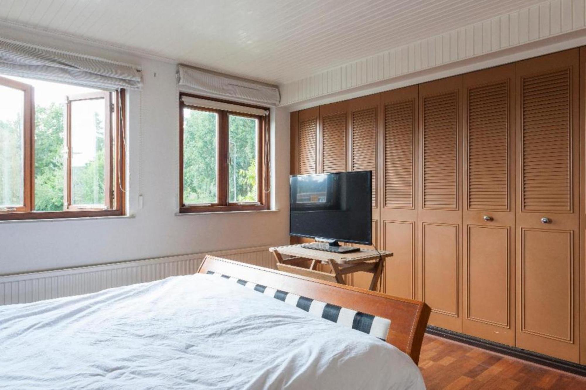 First Floor With Bedroom Bathroom Kitchen Office In Villa Near Tue And Centre ไอนด์โฮเวน ภายนอก รูปภาพ